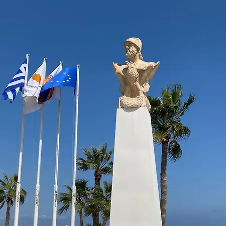 Apartamento Ithaki Phinikoudes No. 201