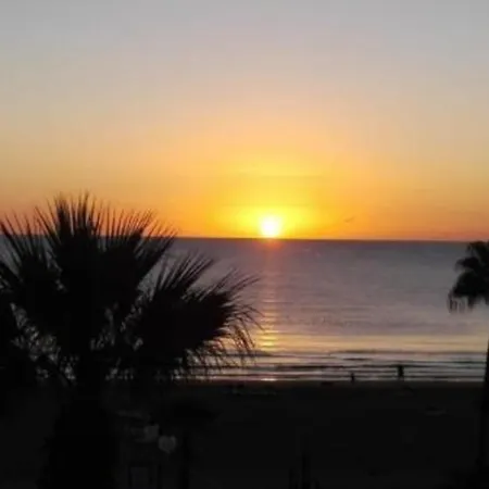 アパート Ithaki Phinikoudes No. 201 *