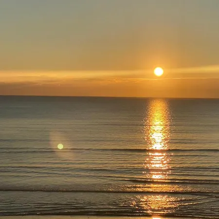 Ithaki Phinikoudes No. 201 アパート *