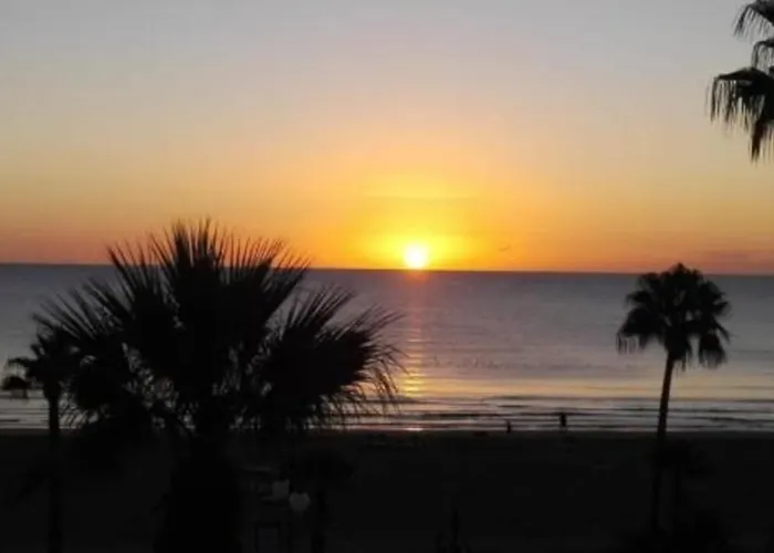 Apartment Ithaki Phinikoudes No. 201 *